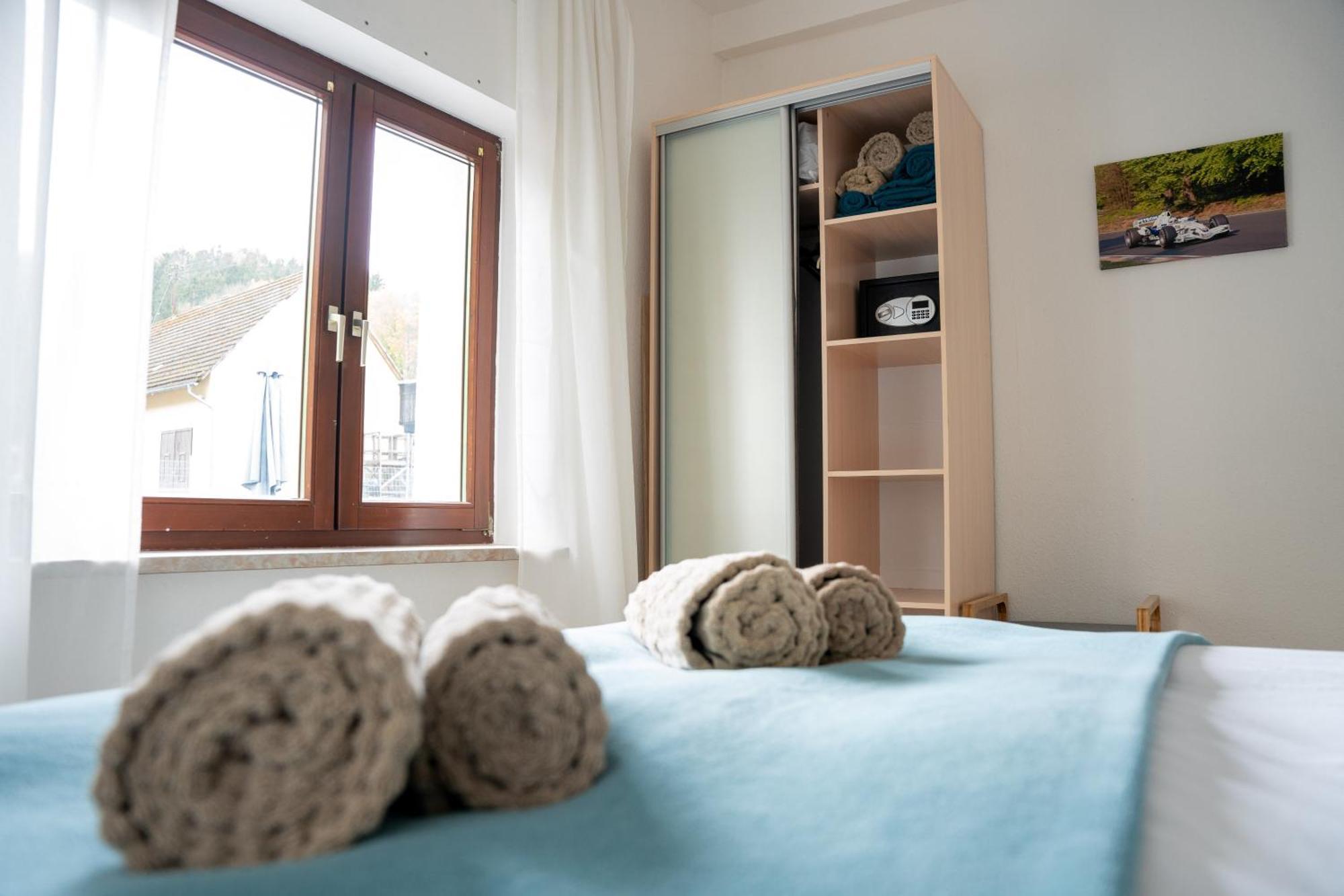 The Ring Inn Adenau Rom bilde